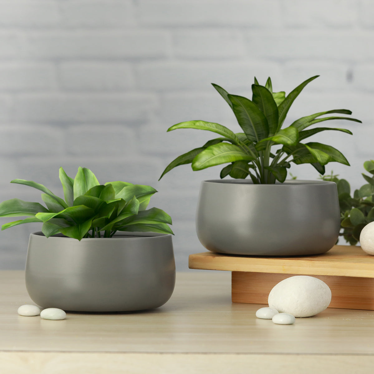 Elegant Grey Handi Resilient Metal Plant Pots Set of 2