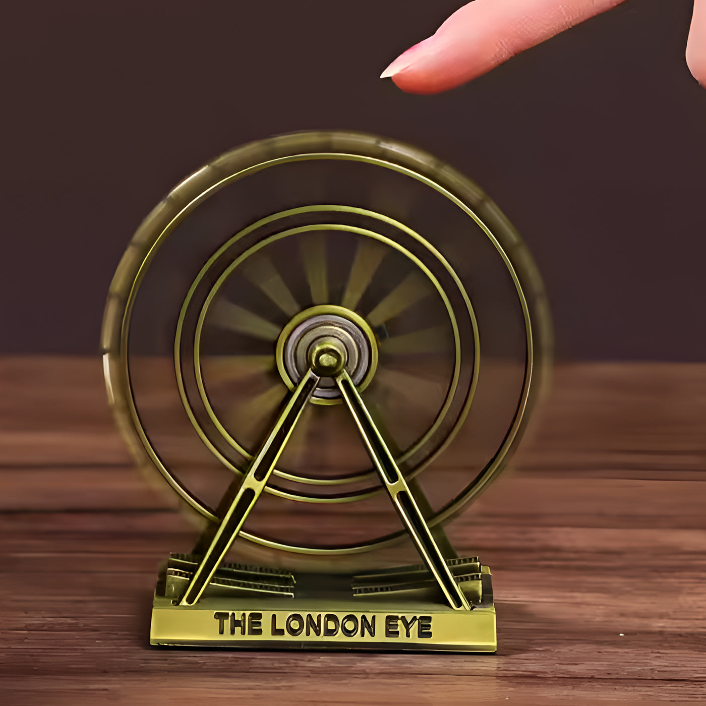 Metal The London Eye Antique Vintage Statue Decorative Showpiece for Home Decor (Gold)