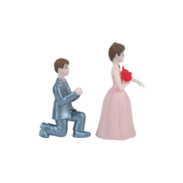 Groom and Bride Doll Wedding Party Cake Topper