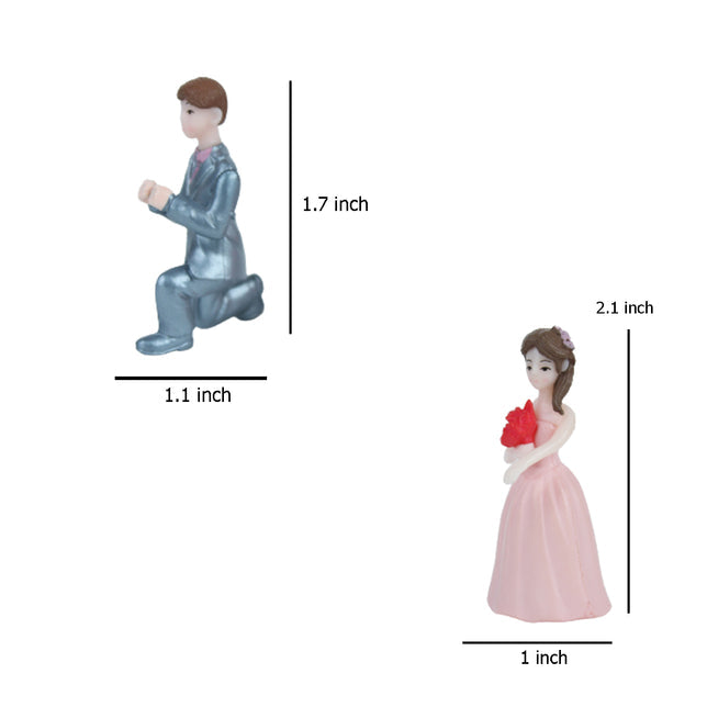 Groom and Bride Doll Wedding Party Cake Topper