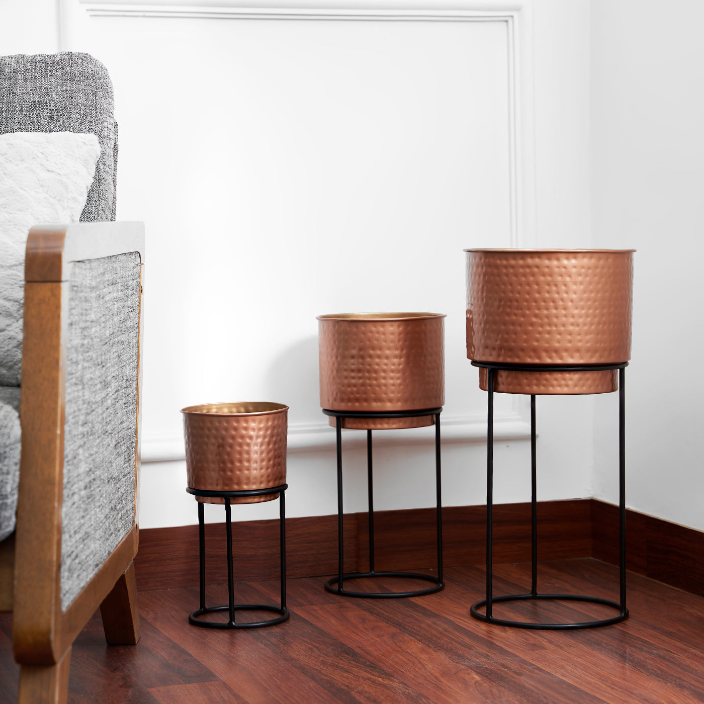 Copper Hammered Metal Planters With Stand (Set of 3)