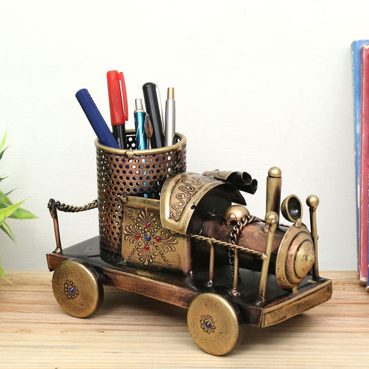 Engine Pen Stand