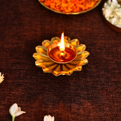 Lotus Shaped Brass  Diya for Home decoration / Office decoration (Set of 2)