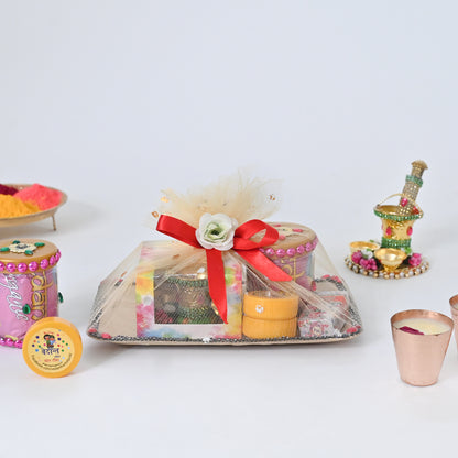 Holi Gift Hamper Organic Herbal Gulal, Mini Pichkari Balti and 2 Bowls Platter, Chandan, Jar Holi Gift Box