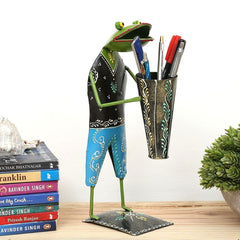 Frog Pen Holder