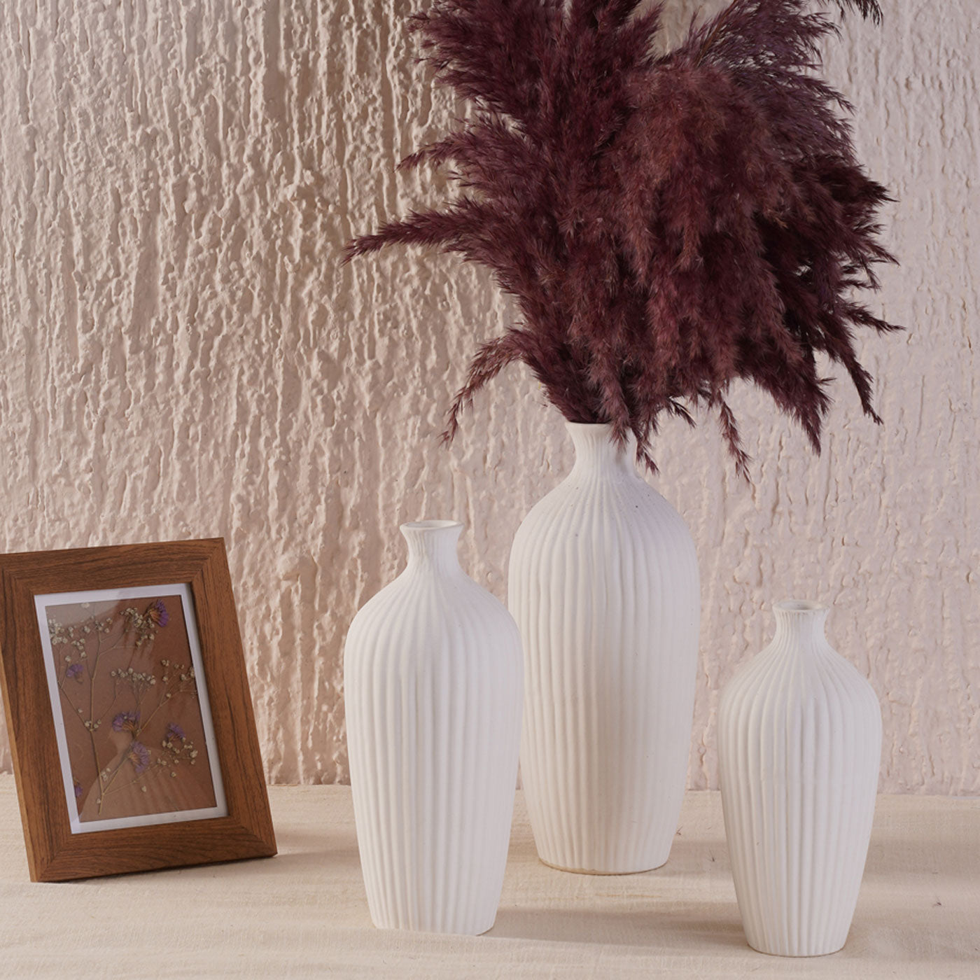 SAROI WHITE VASE SET OF 3