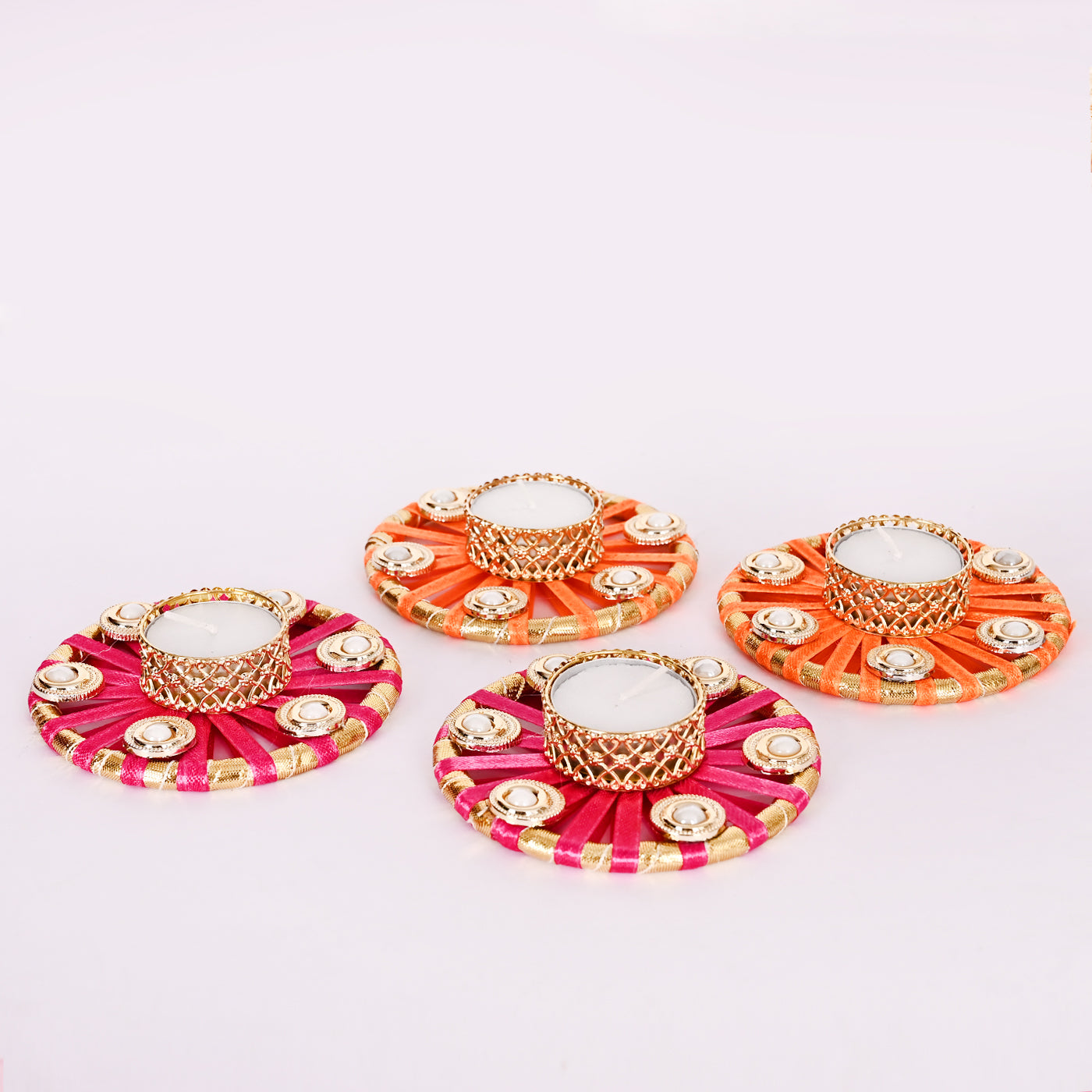 Round Tea-Light Holders with Pearls Set of 4