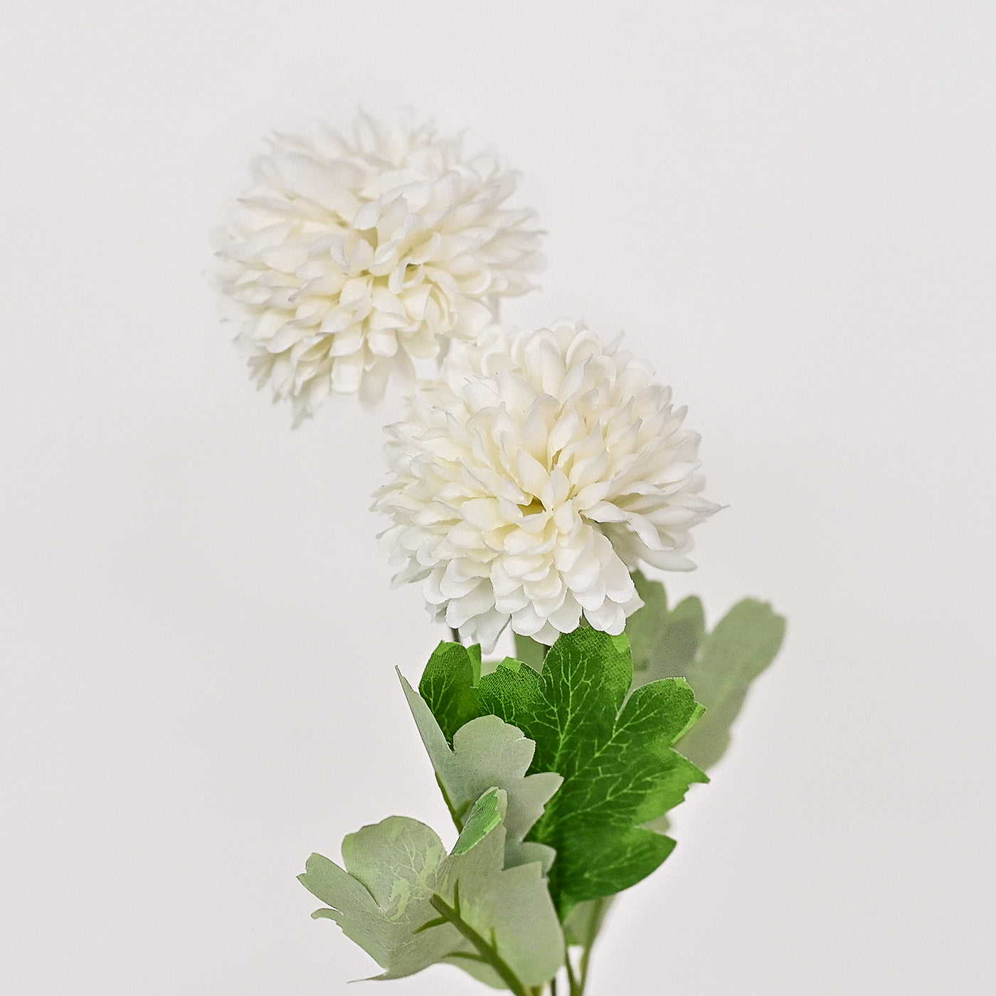 2 Pcs Artificial Flowers (White)