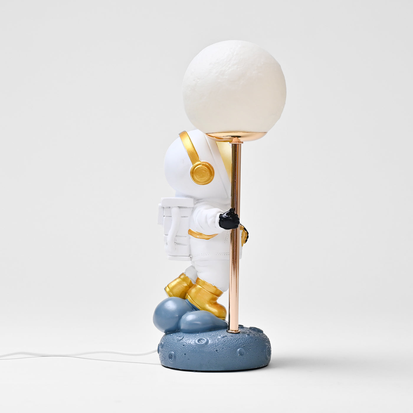 Figurine Astronaut Table Lamp | Durable | Showpiece - White
