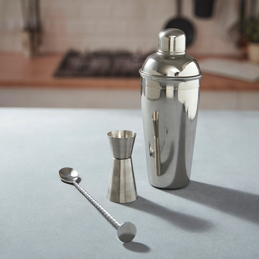 Stainless Steel Cocktail Shaker Juice Mixer Wine Martini Shaker Cocktail Mixer 3 Piece Bartender Kit Drink Shaker Bar Tools Set with Measuring Jigger Mixing Spoon Bartender Strainer
