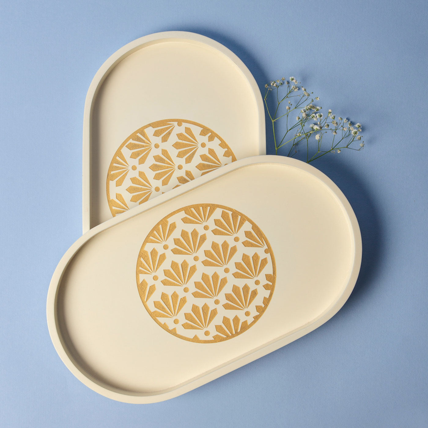 Lotus Carved Oval Tray - Offwhite (Medium)