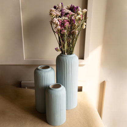 Modern ribbed vase set of 3