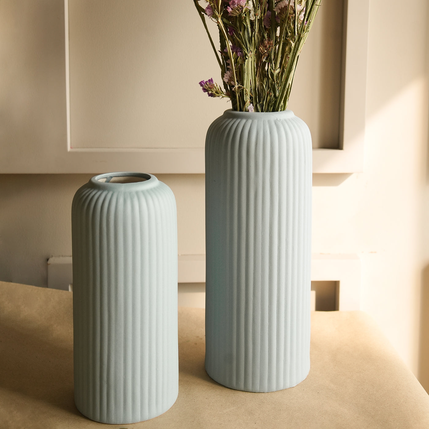 Modern ribbed vase set of 3