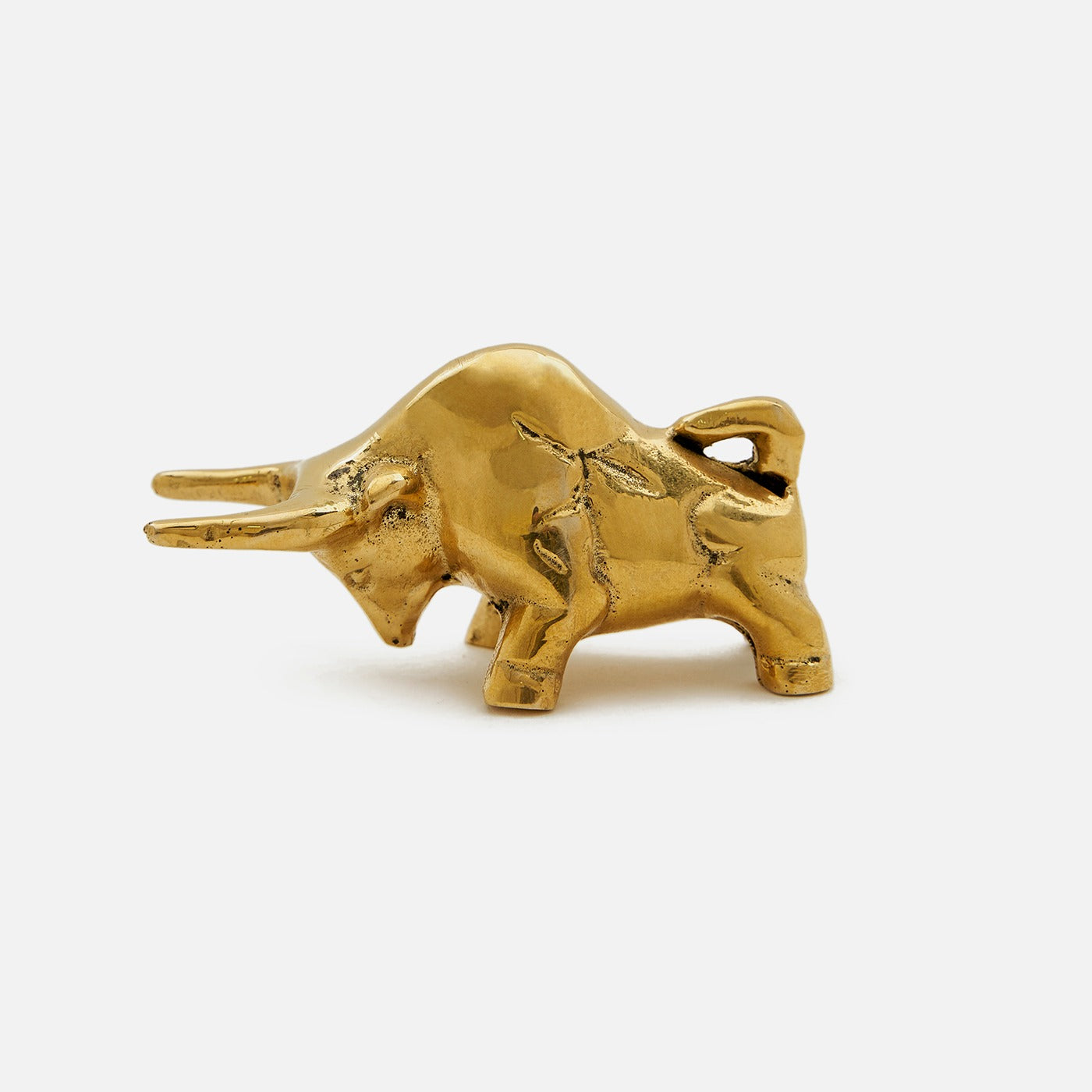 Handcrafted Brass Bull Statue Wall Street - Decoration for Bookshelf, Bedroom & Office.