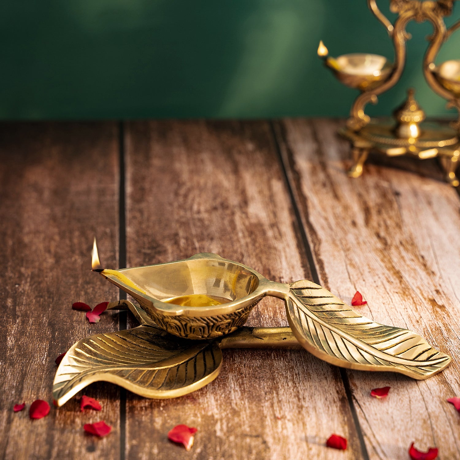 Decorative Leaf Diya with Anitque Brass Finish