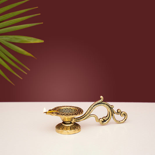 Brass Handcrafted Diya with Handle for Home Temple, Oil Wick Pooja Aarti Diya
