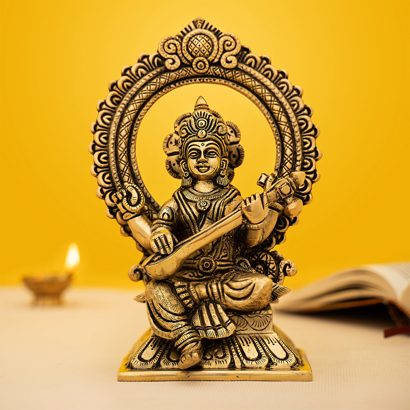 Brass Goddess Saraswati Idol/Statue
