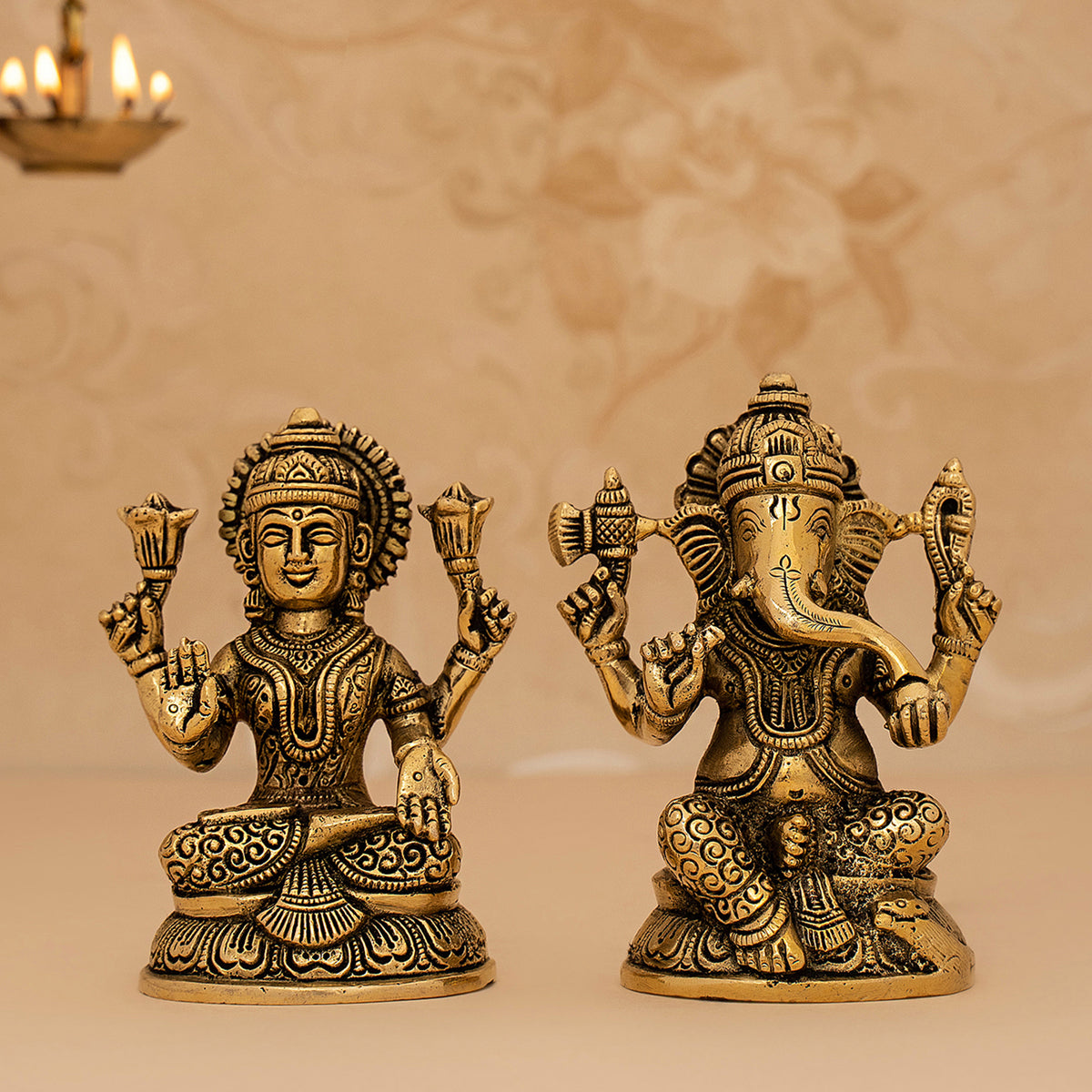 Brass Superfine Ganesh And Lakshmi Idol Set