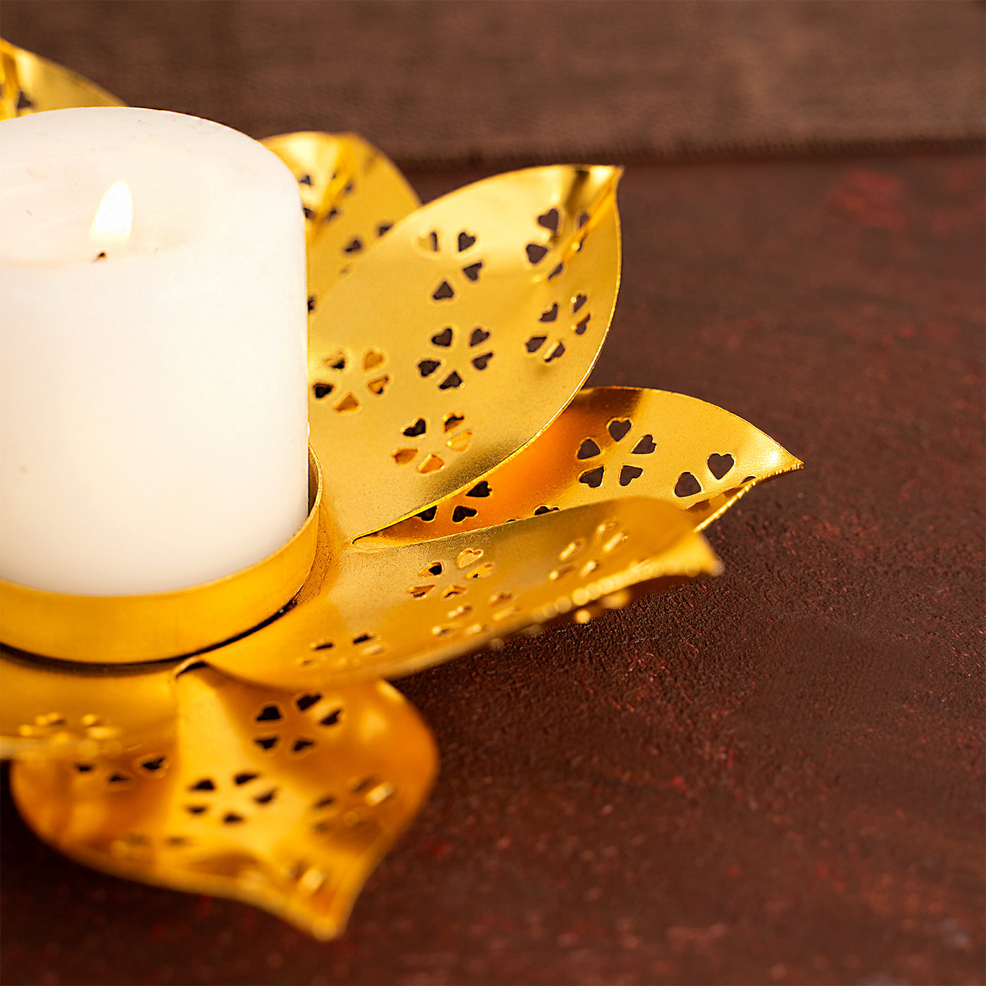 Lotus Designer Tea Light Candle Holder