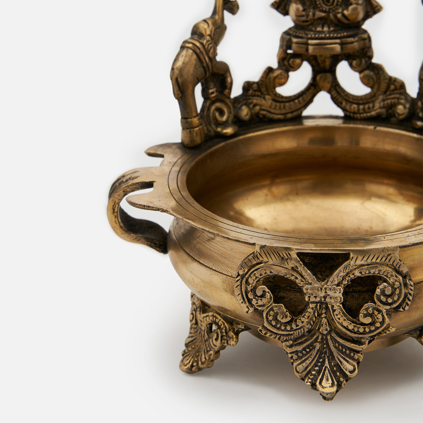 Traditional Decorative Ganesh Brass Urli Bowl with Elepahant Design