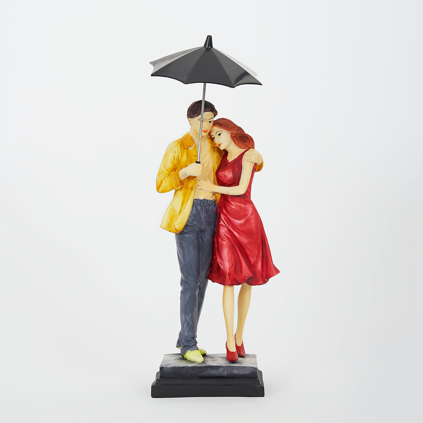 Valentine Romantic Love Couple / Figurines Statue Show Piece